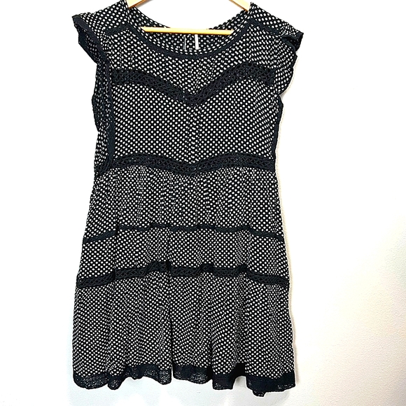 Free People Retro Kitty Crochet Trim Black White Floral Boho Dress Size Small - Picture 8 of 17